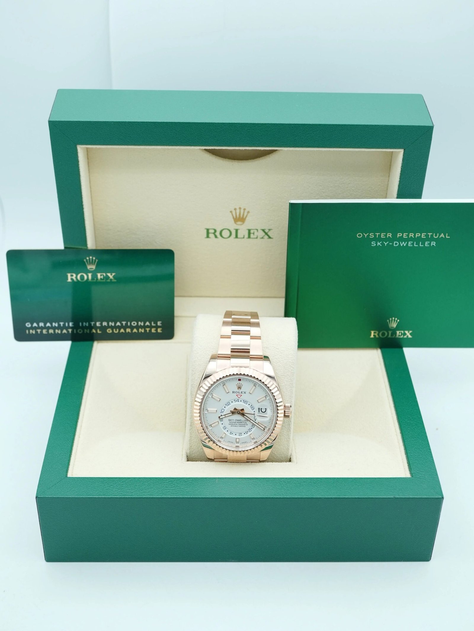 Rolex Sky-Dweller 42 mm / Rose Gold White Dial – Bild 4