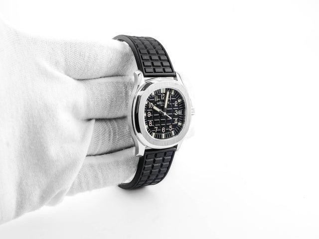 Patek Philippe 36 mm Aquanaut / Black – Bild 5