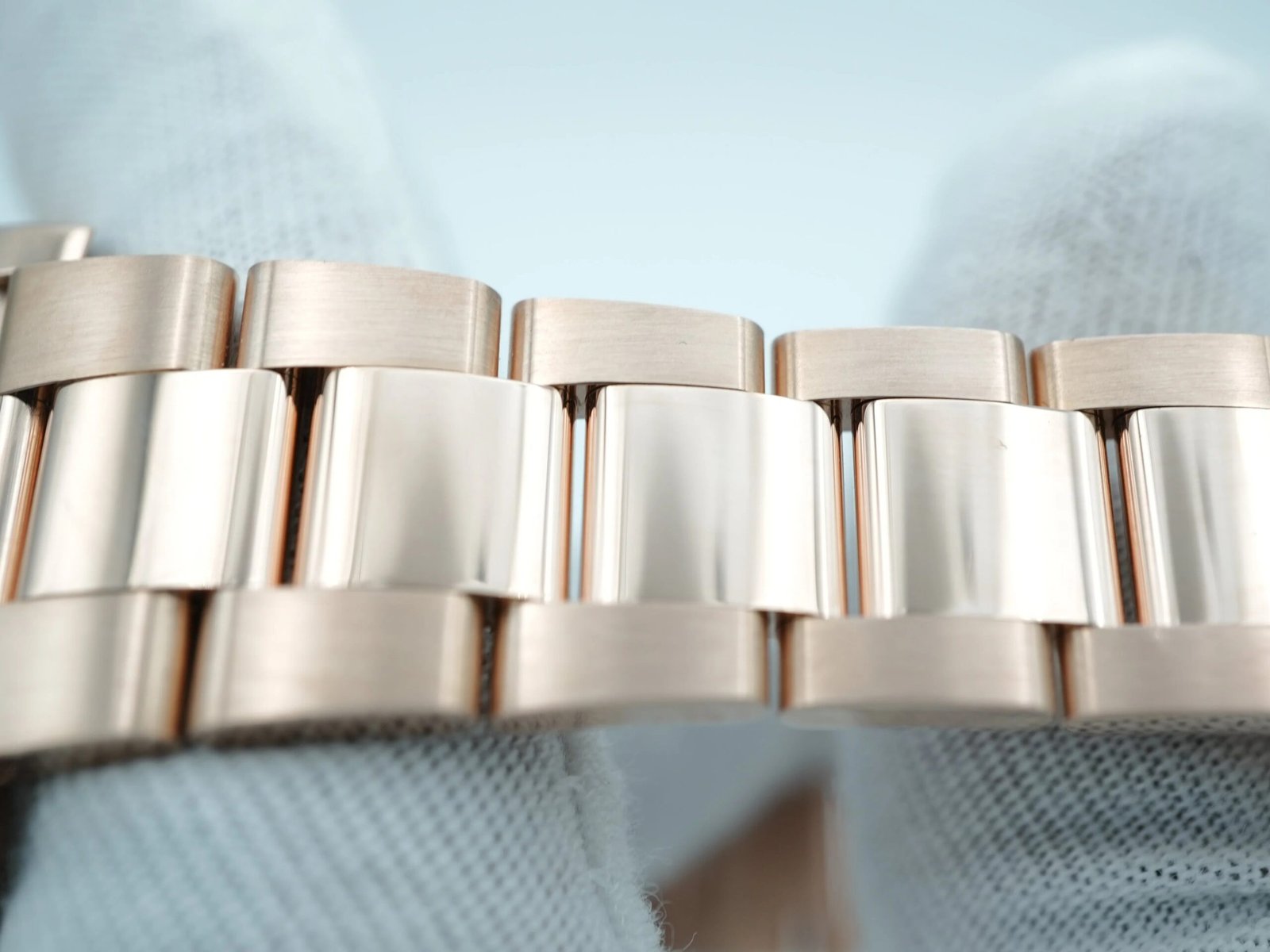 Rolex Sky-Dweller 42 mm / Rose Gold White Dial – Bild 8