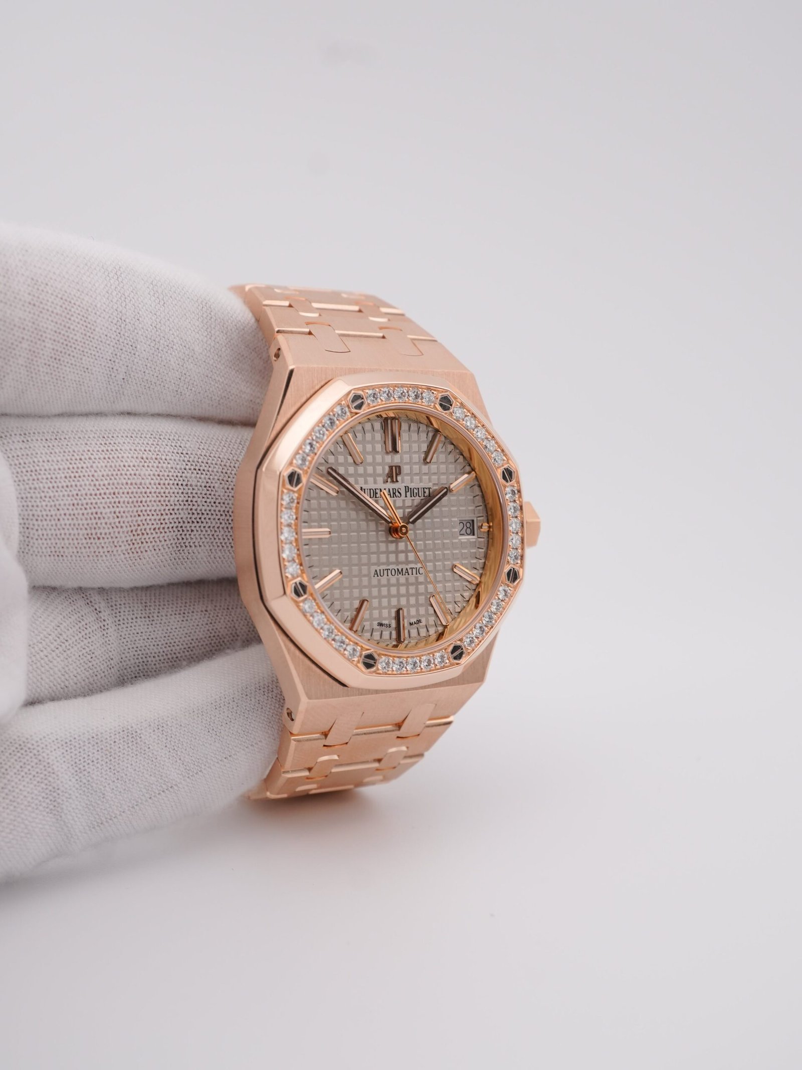 Audemars Piguet Royal Oak 37 mm / Rose Gold Diamond – Bild 4