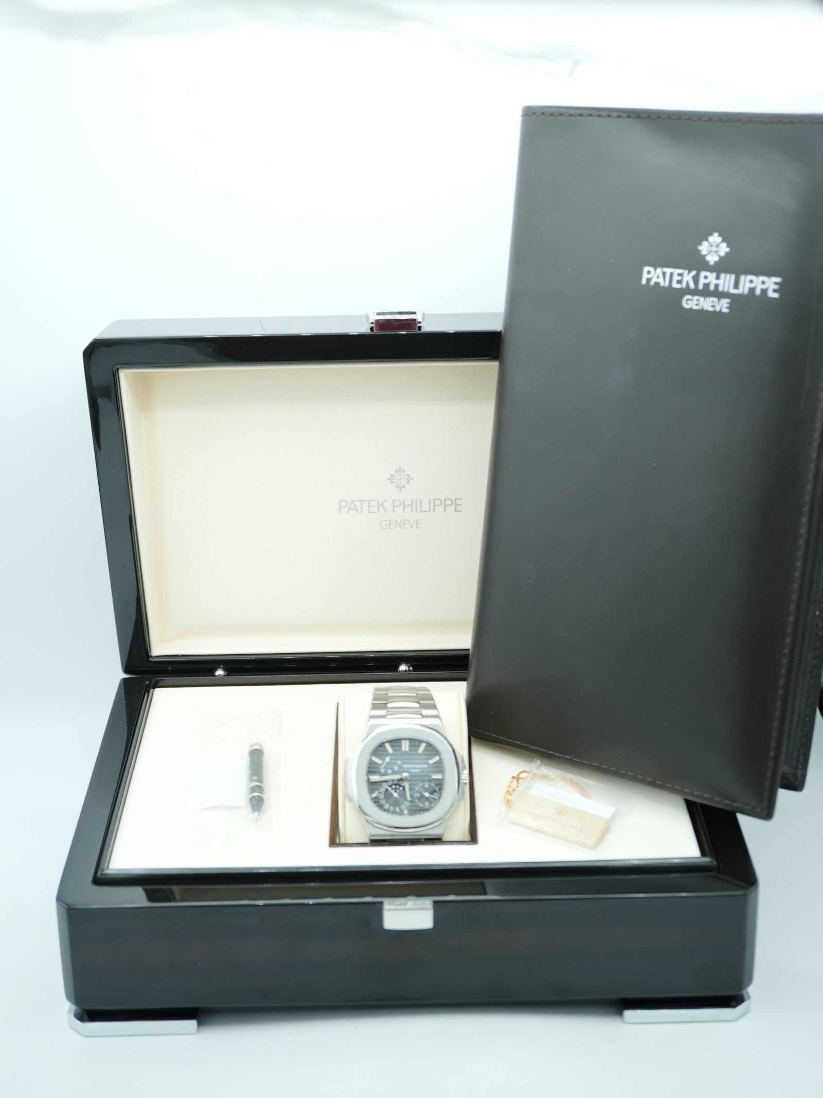Patek Philippe 40 mm Nautilus / Bleu – Bild 2