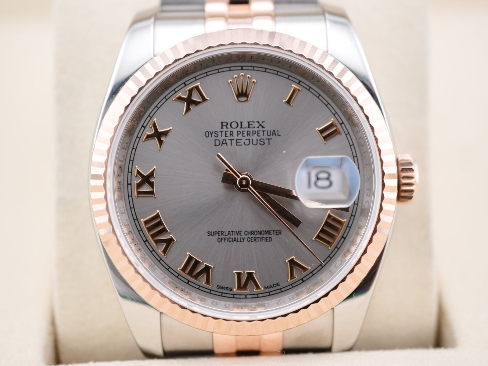 Rolex Datejust 36 mm / Silver Roman – Jubilee – Bild 3